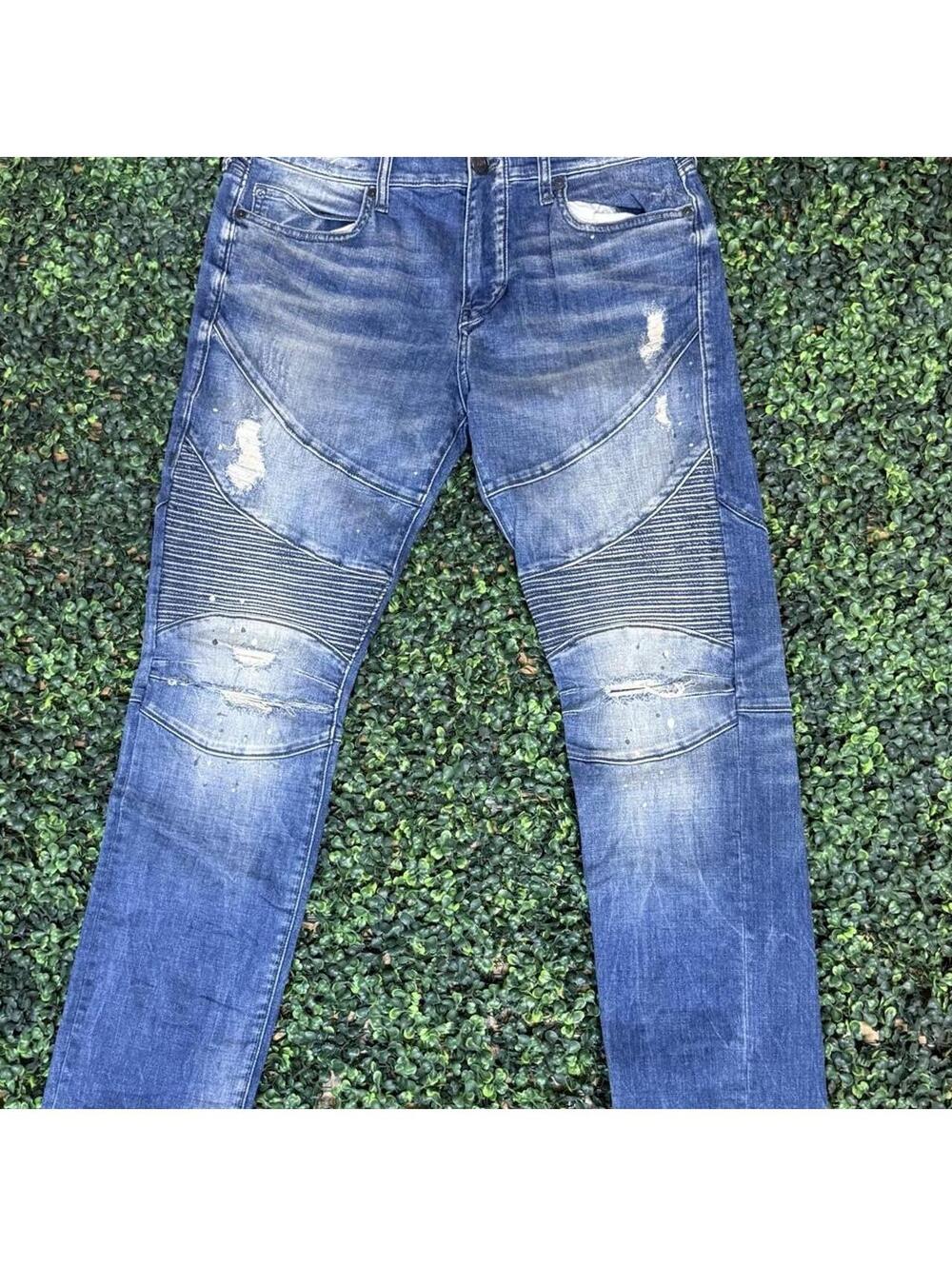 🔥 Amazing True Religion Rocco Moto SE Relaxed Skinny jeans Like-new condition!